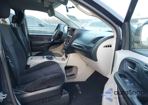 2014 Dodge Grand Caravan Sxt z USA, uszkodzony, nr VIN 2C4RDGCG2ER347467